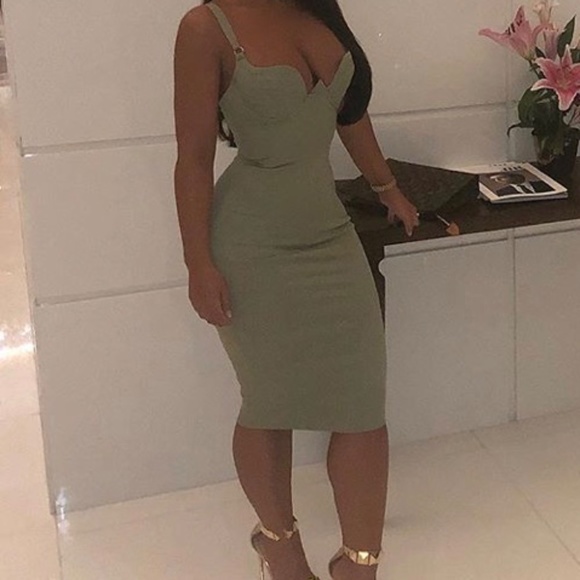 Oh Polly Midi Dress - Picture 5 of 5